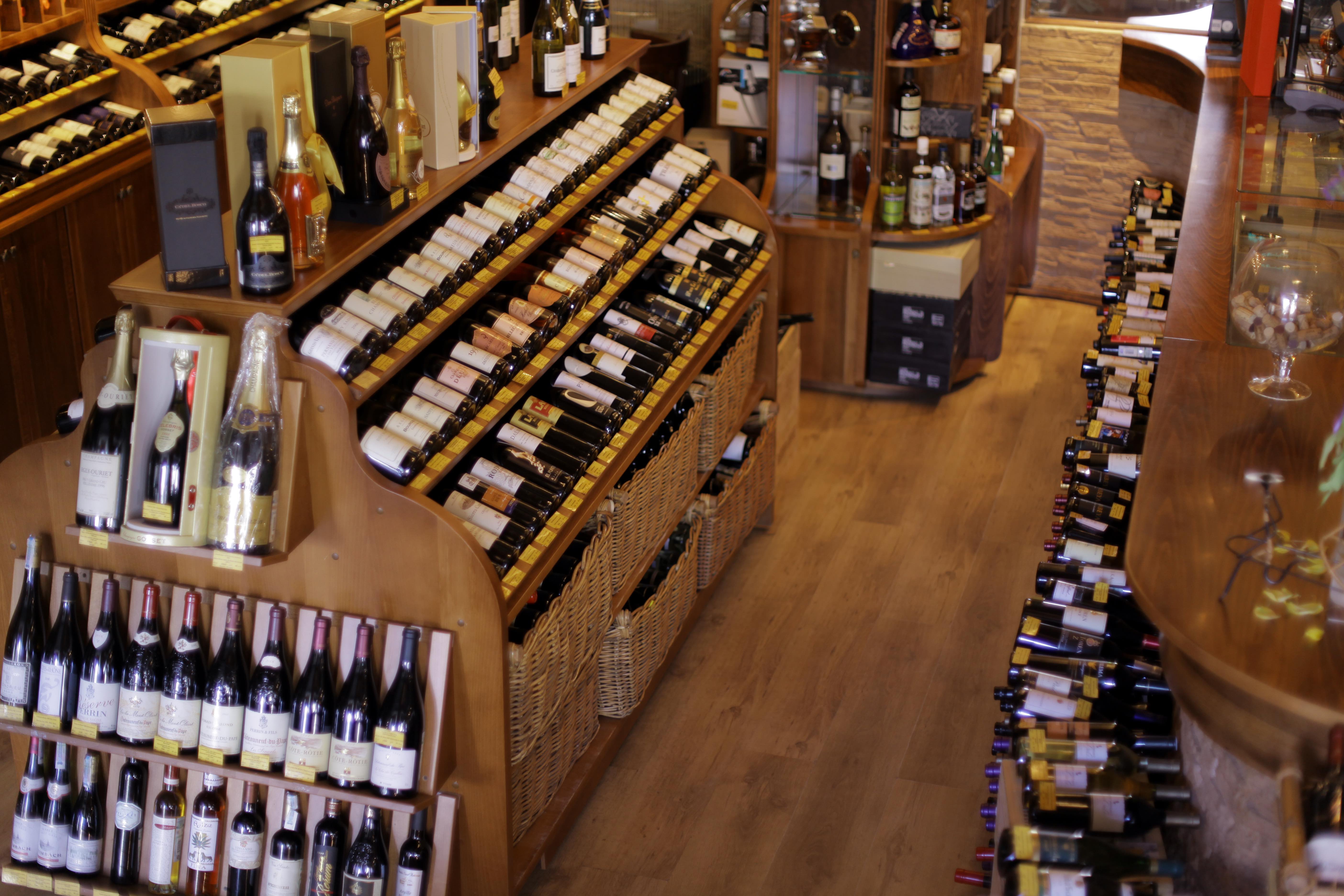 

<!-- THEME DEBUG -->
<!-- THEME HOOK: 'field' -->
<!-- FILE NAME SUGGESTIONS:
   ▪️ field--node--title--news-and-events.html.twig
   ✅ field--node--title.html.twig
   ▪️ field--node--news-and-events.html.twig
   ▪️ field--title.html.twig
   ▪️ field--string.html.twig
   ▪️ field.html.twig
-->
<!-- 💡 BEGIN CUSTOM TEMPLATE OUTPUT from 'themes/custom/whokap/templates/field/field--node--title.html.twig' -->
Pakistan: Booze Battle Amid Ramadan and COVID-19
<!-- END CUSTOM TEMPLATE OUTPUT from 'themes/custom/whokap/templates/field/field--node--title.html.twig' -->

