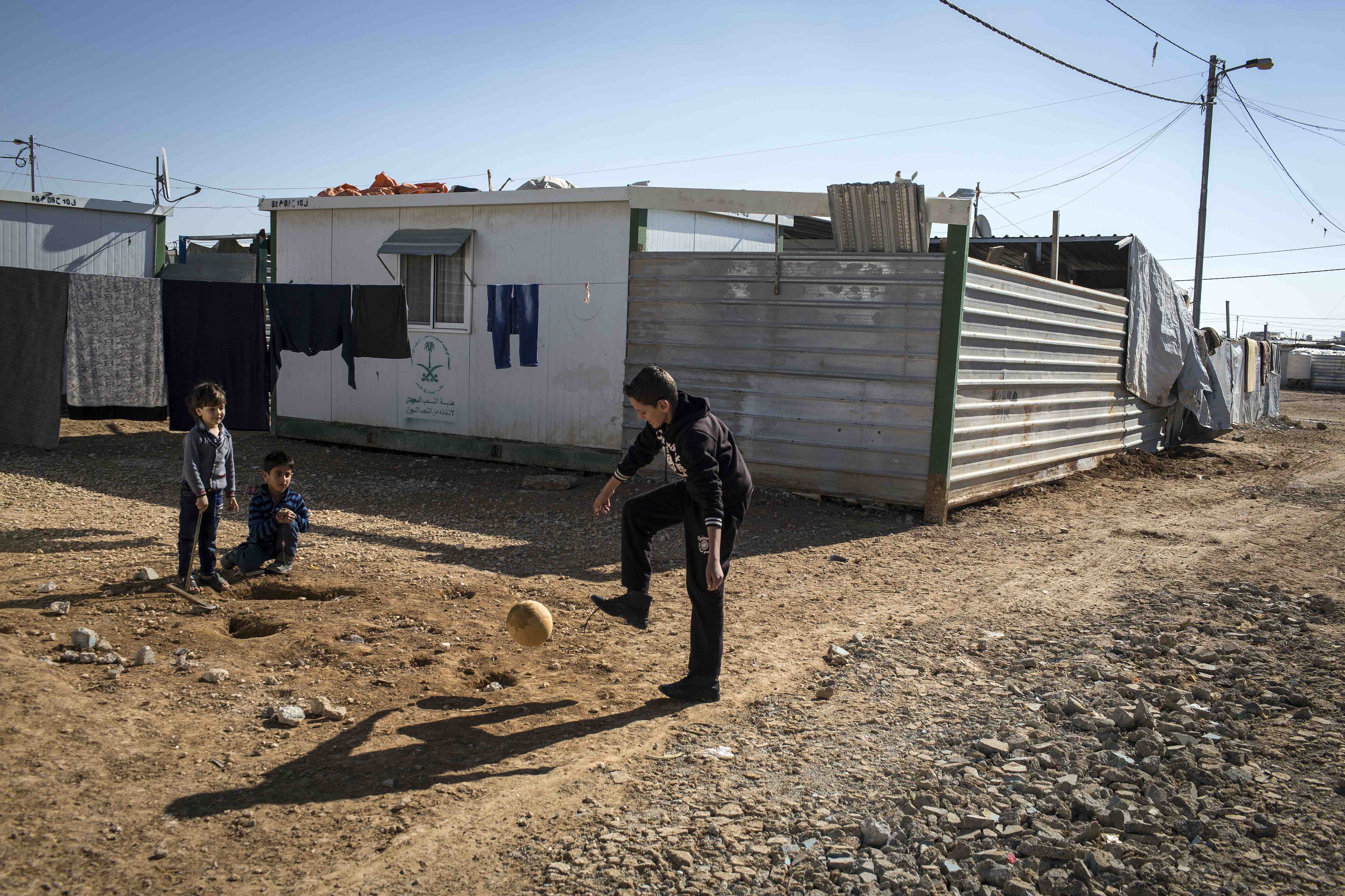 

<!-- THEME DEBUG -->
<!-- THEME HOOK: 'field' -->
<!-- FILE NAME SUGGESTIONS:
   ▪️ field--node--title--news-and-events.html.twig
   ✅ field--node--title.html.twig
   ▪️ field--node--news-and-events.html.twig
   ▪️ field--title.html.twig
   ▪️ field--string.html.twig
   ▪️ field.html.twig
-->
<!-- 💡 BEGIN CUSTOM TEMPLATE OUTPUT from 'themes/custom/whokap/templates/field/field--node--title.html.twig' -->
UNHCR and UNICEF urge action in Europe to end childhood statelessness
<!-- END CUSTOM TEMPLATE OUTPUT from 'themes/custom/whokap/templates/field/field--node--title.html.twig' -->

