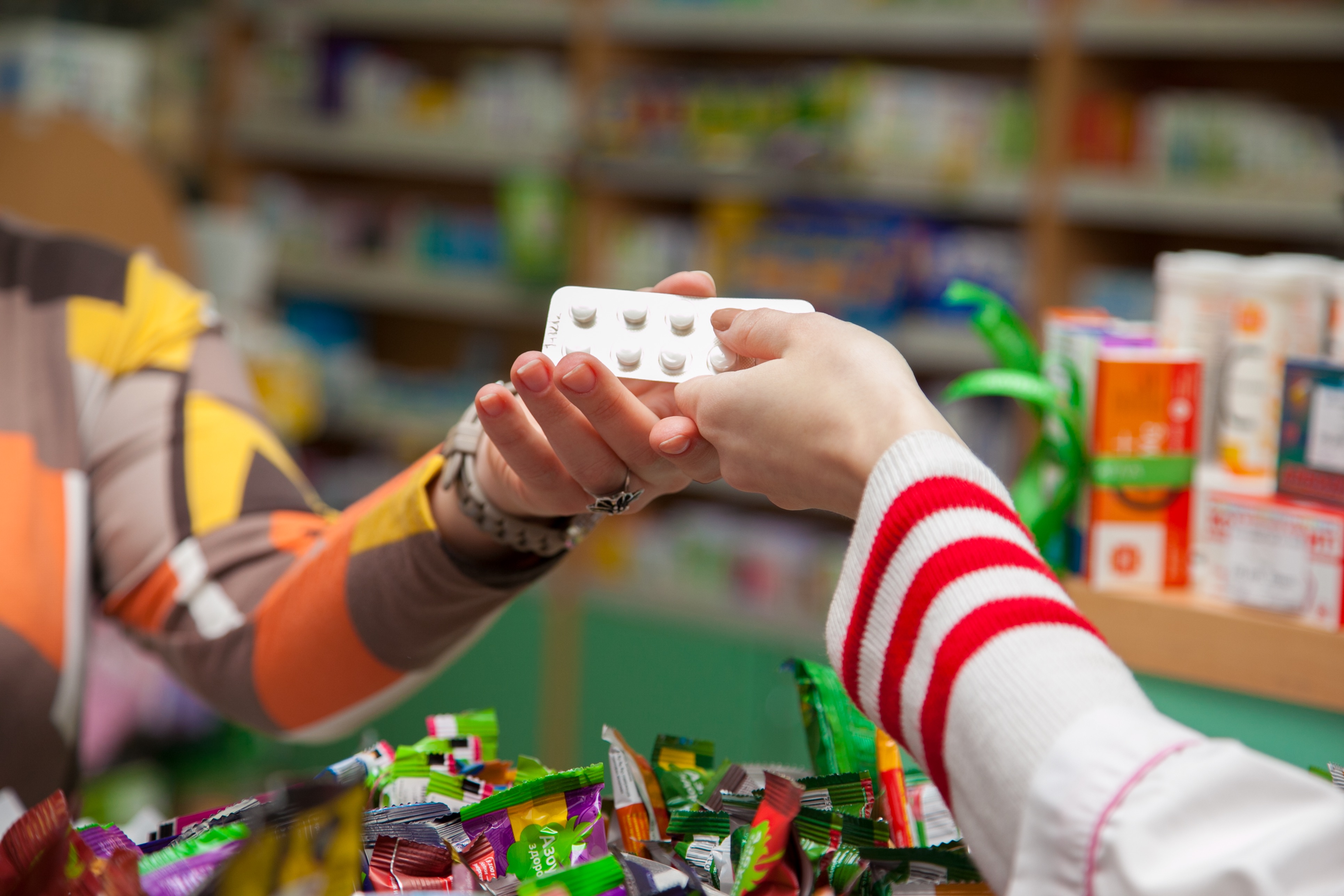 

<!-- THEME DEBUG -->
<!-- THEME HOOK: 'field' -->
<!-- FILE NAME SUGGESTIONS:
   ▪️ field--node--title--news-and-events.html.twig
   ✅ field--node--title.html.twig
   ▪️ field--node--news-and-events.html.twig
   ▪️ field--title.html.twig
   ▪️ field--string.html.twig
   ▪️ field.html.twig
-->
<!-- 💡 BEGIN CUSTOM TEMPLATE OUTPUT from 'themes/custom/whokap/templates/field/field--node--title.html.twig' -->
WHO updates global guidance on medicines and diagnostic tests to address health challenges, prioritize highly effective therapeutics, and improve affordable access
<!-- END CUSTOM TEMPLATE OUTPUT from 'themes/custom/whokap/templates/field/field--node--title.html.twig' -->

